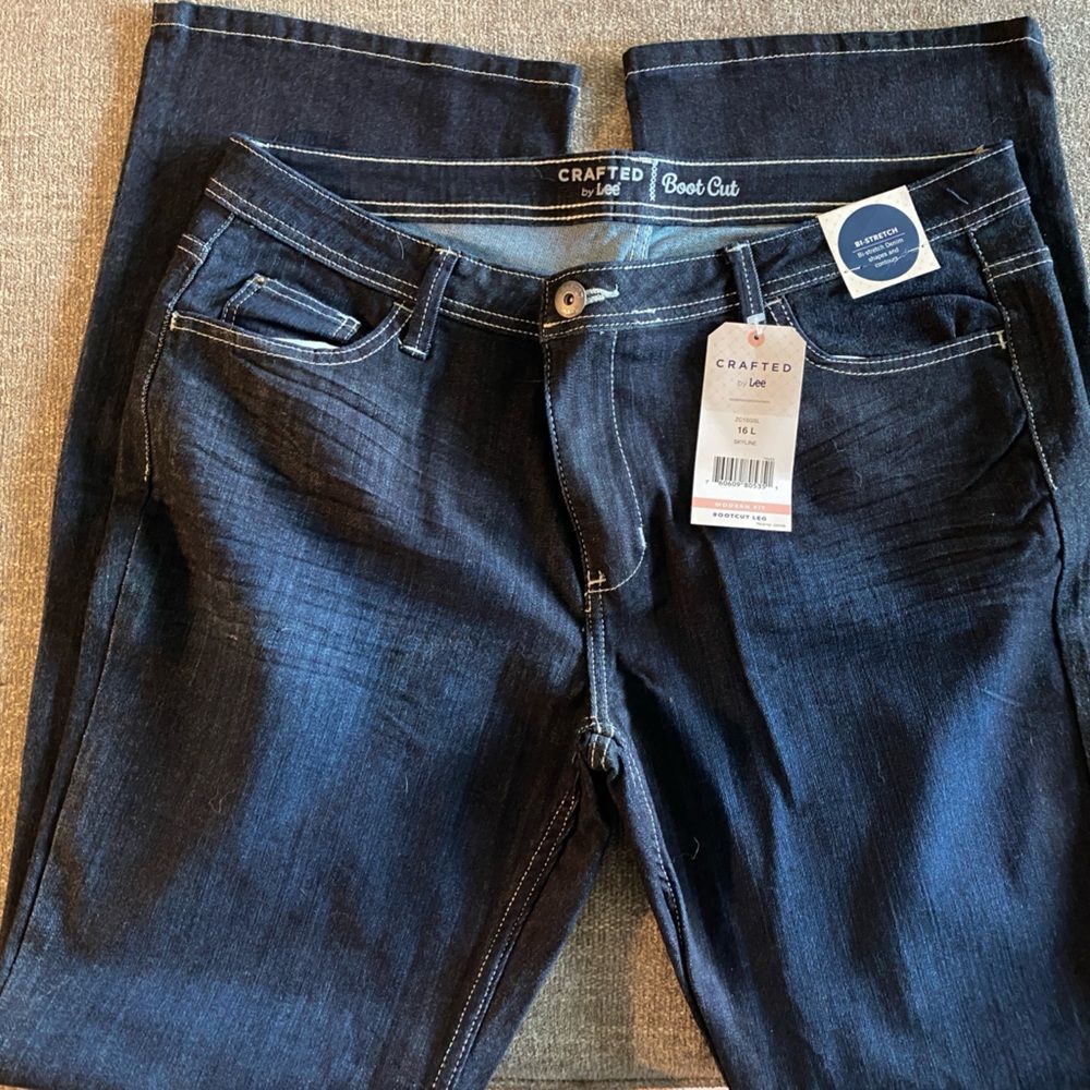 Crafted by Lee Bootcut Bi Stretch Jeans Size 16 Long Color Skyline NWT